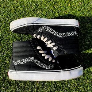 VANS- BLACK WITH SNOW LEOPARD HIGHTOPS!